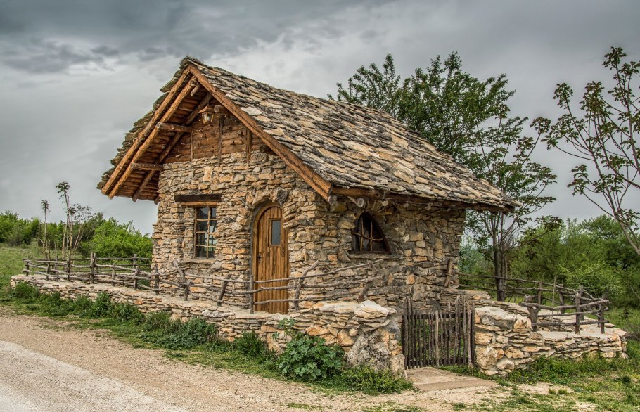 "Каменные дома 136" Корсика+