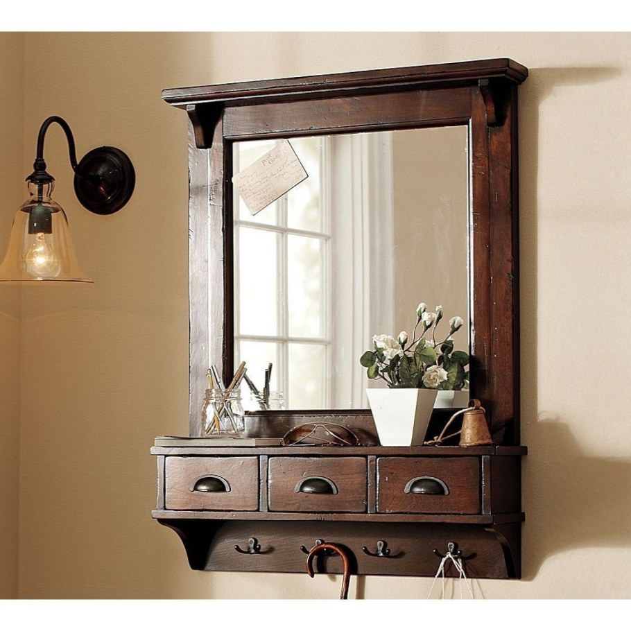 Зеркало с полкой в прихожую