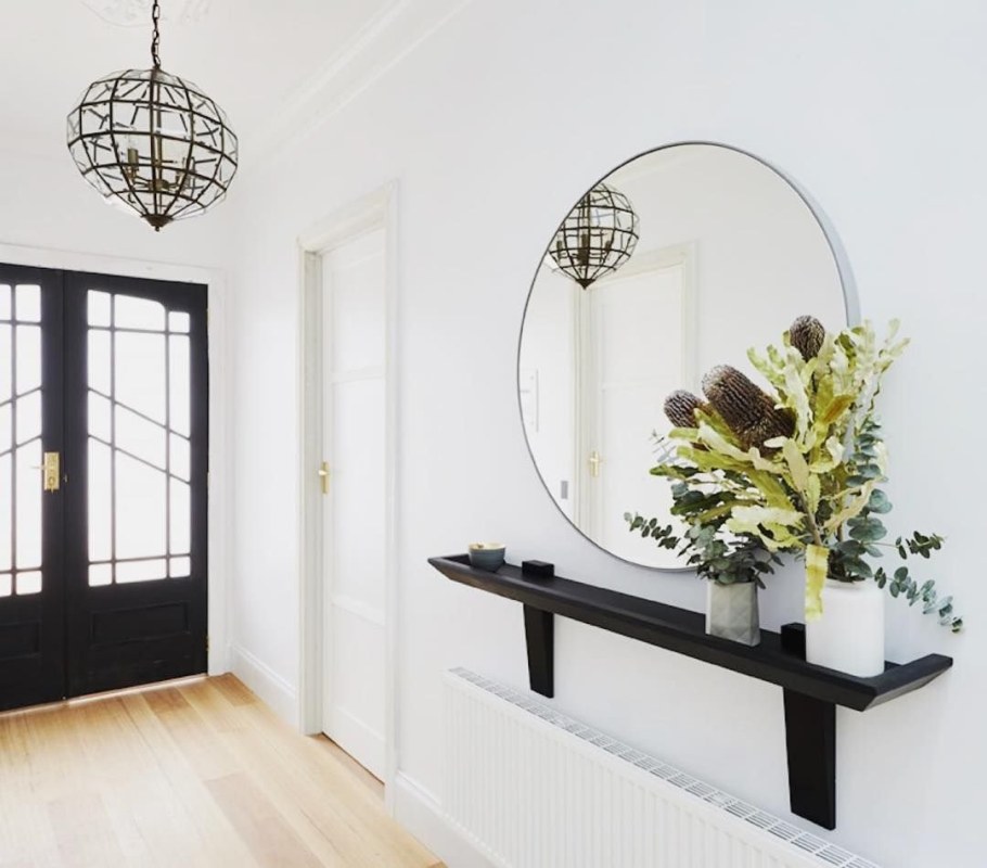 Зеркало в коридор