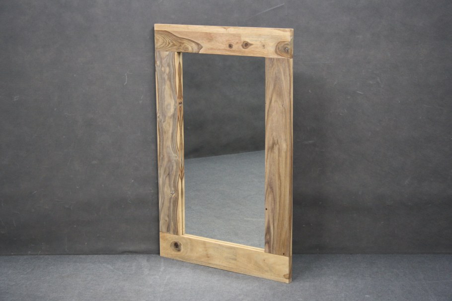 Рама для зеркала дерево