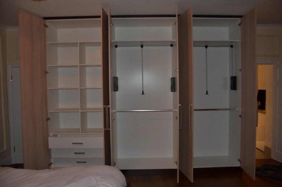 Шкаф Анри с распашной дверью