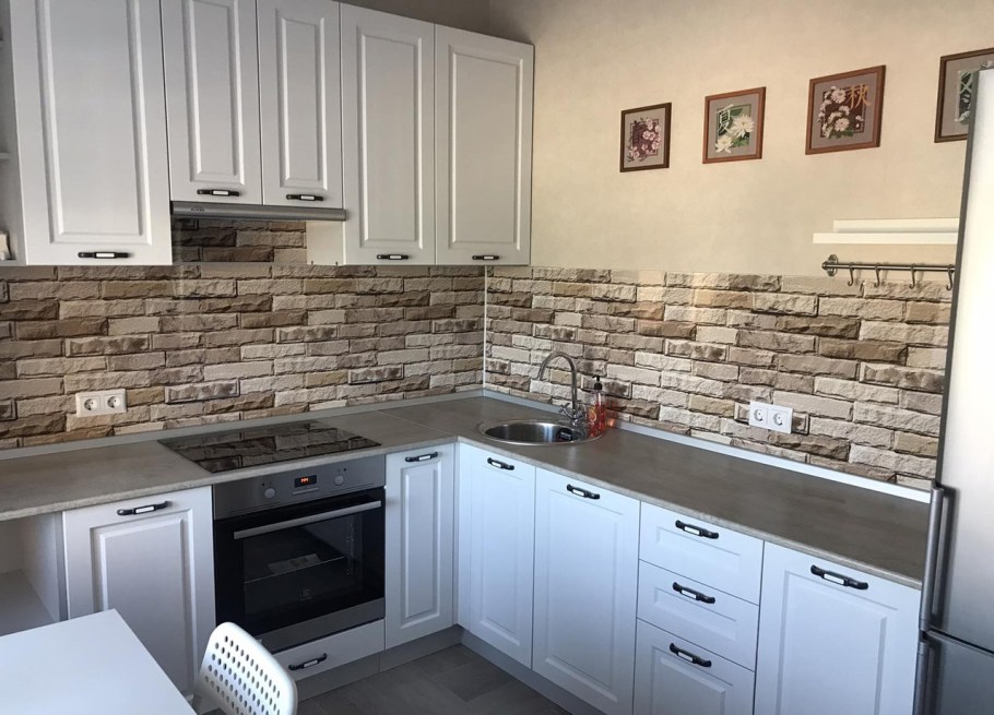 Кухня капри камень темный камень светлый