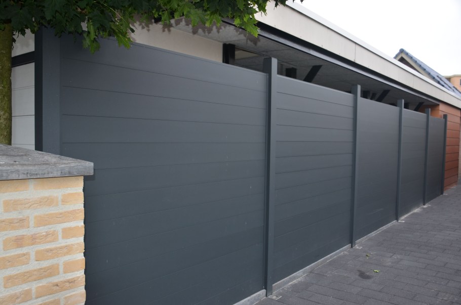 Металлопрофиль RAL 7016