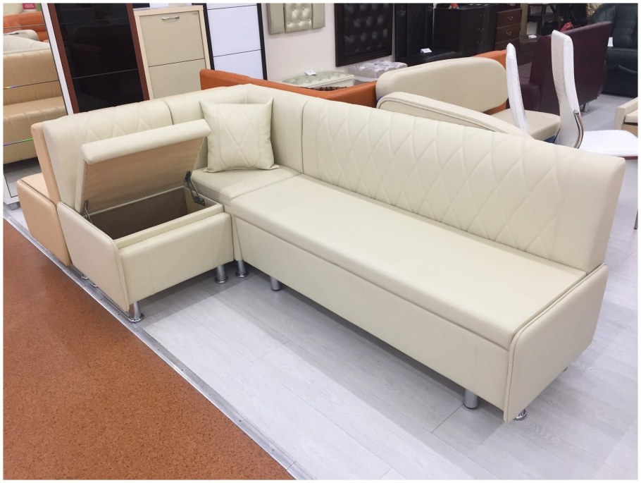 Кухонный угловой диван со спальным местом