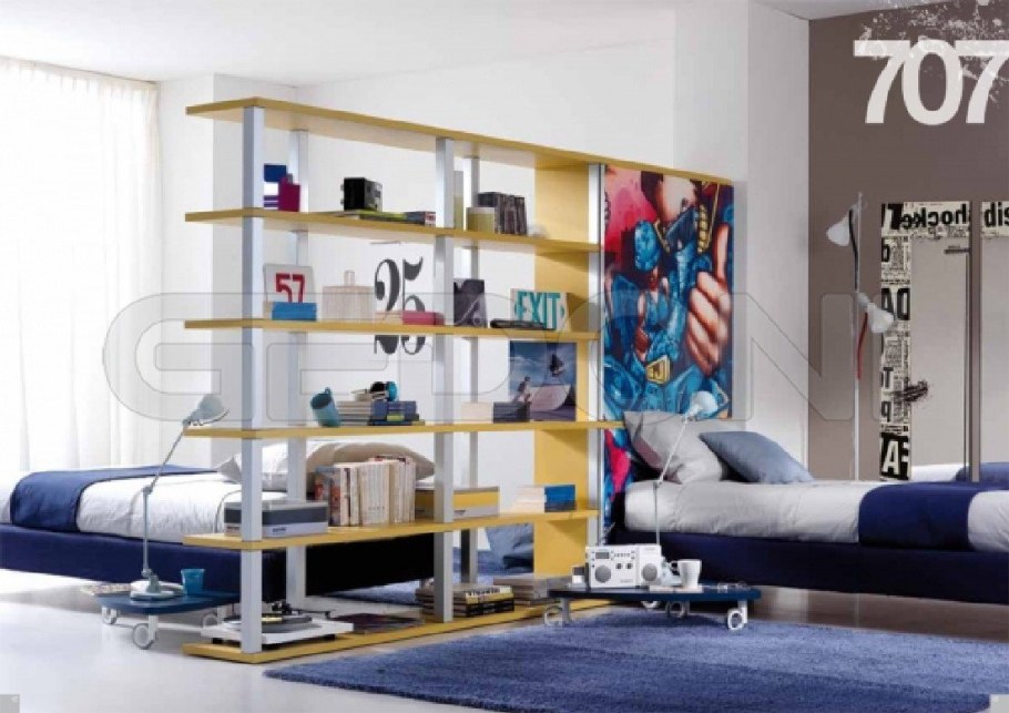 Стеллаж металлический в комнату подростка