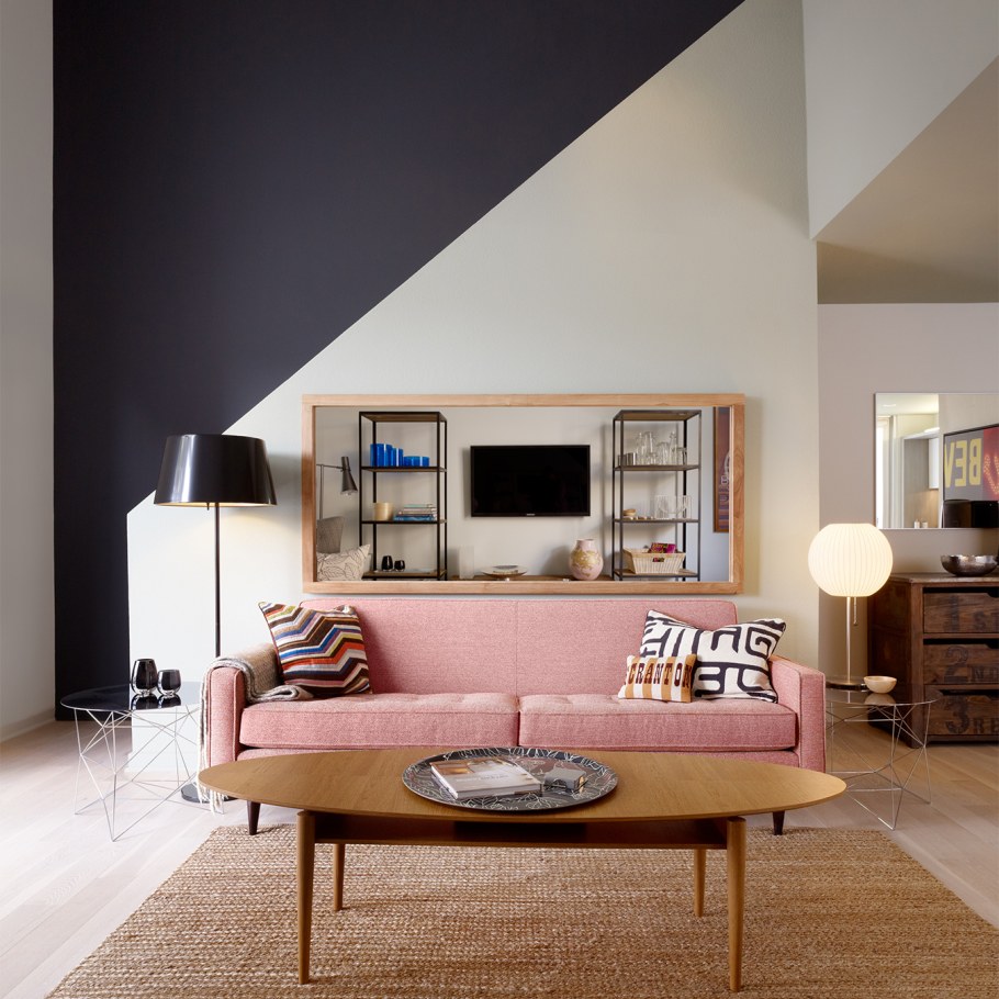 Покрасить стены в гостиной