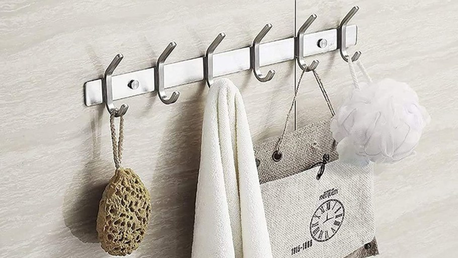 Вешалка для ванной комнаты