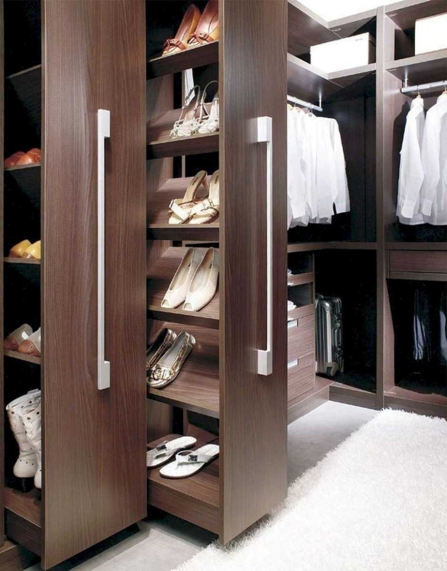 Выдвижной шкаф