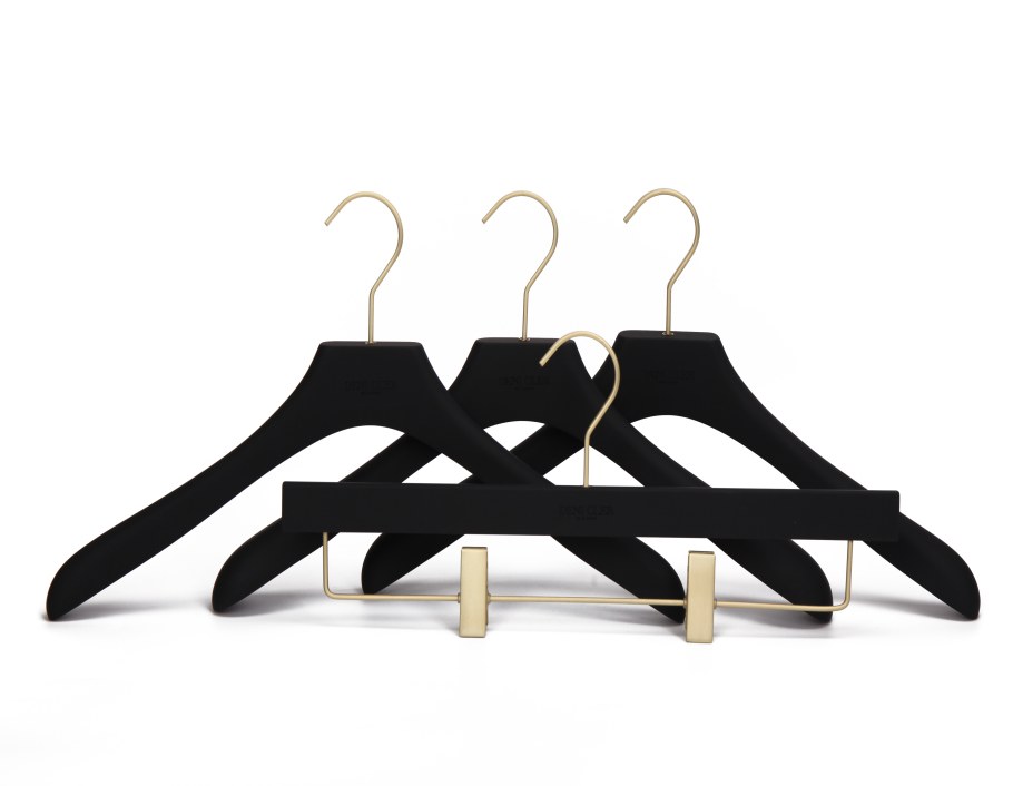 Плечики для одежды широкие