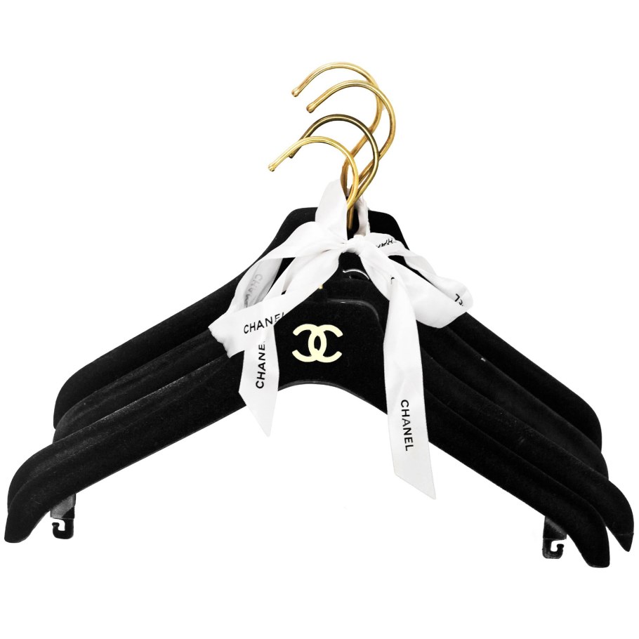 Hanger Chanel
