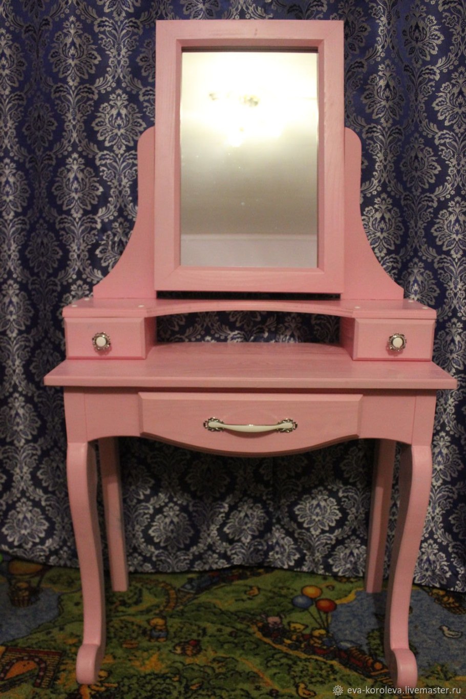 Советский туалетный столик