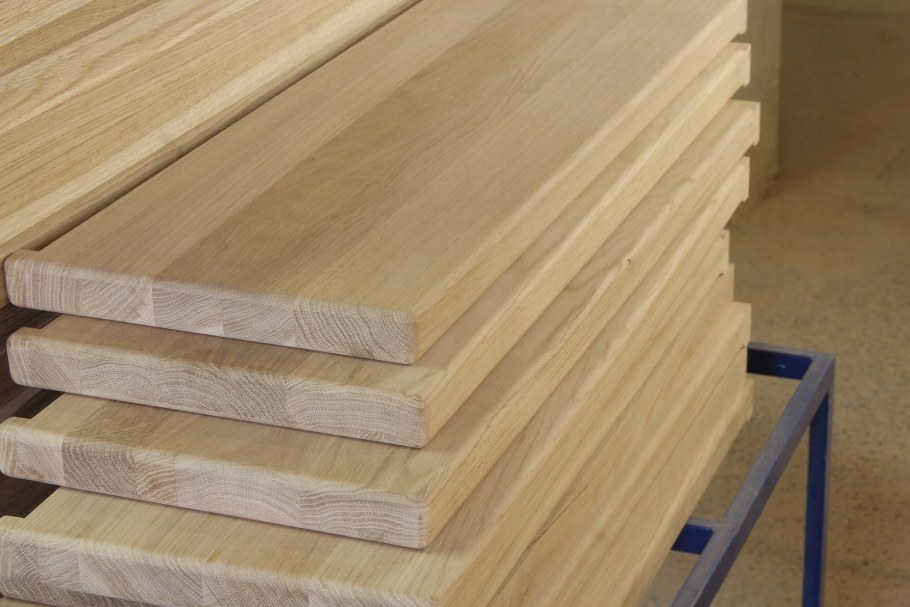 Ступени из дуба