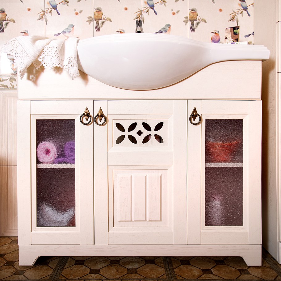 Тумба Бриклаер Кантри 105