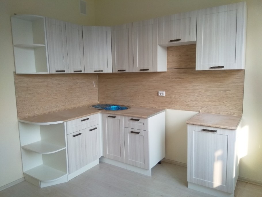 Кухня Юлия Сандал белый