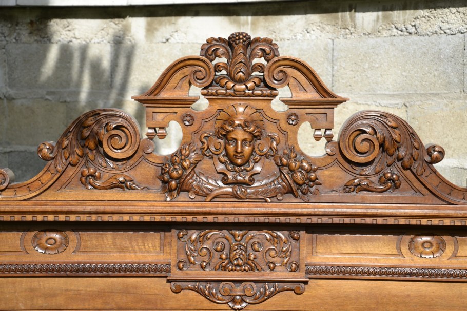 Резьба в стиле Ренессанс