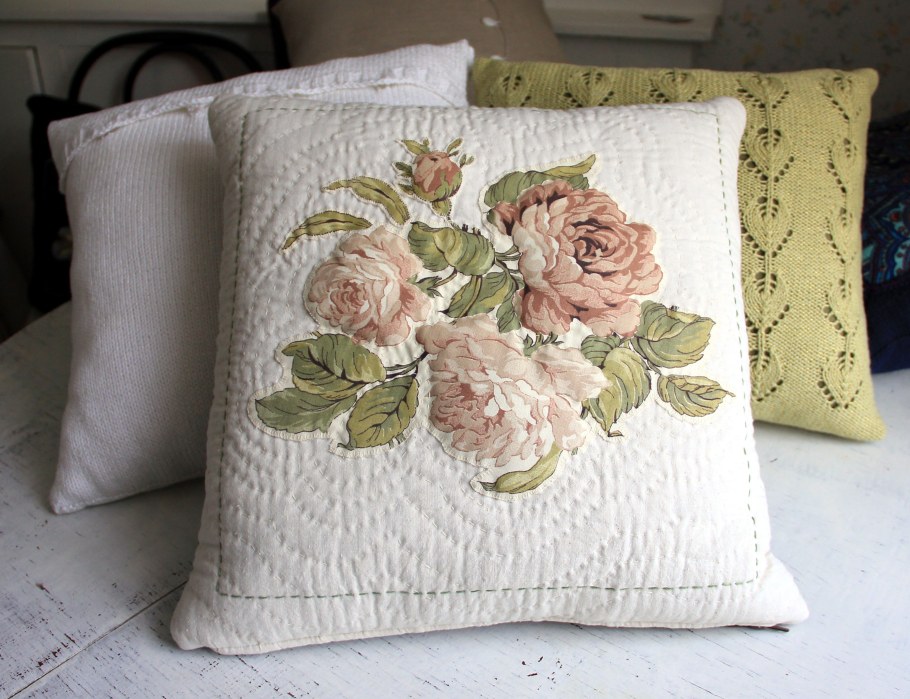 Подушки в стиле Прованс