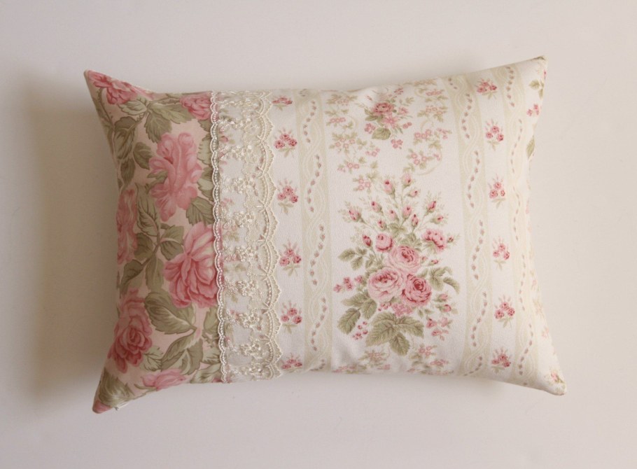 Новогодние подушки в стиле шебби-Шик