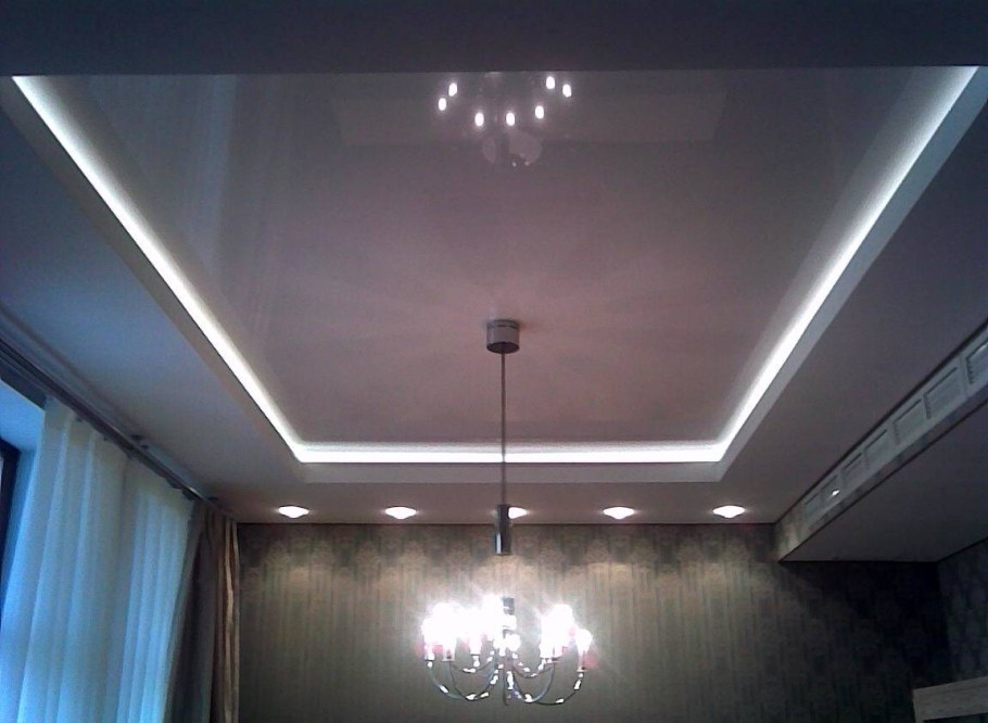 Потолок с подсветкой
