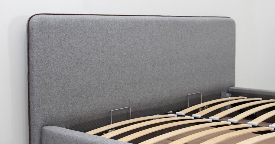 Кровать интерьерная Миа