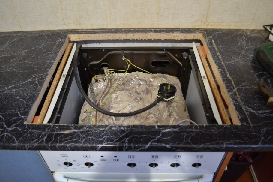 Шкаф под варочную панель бош