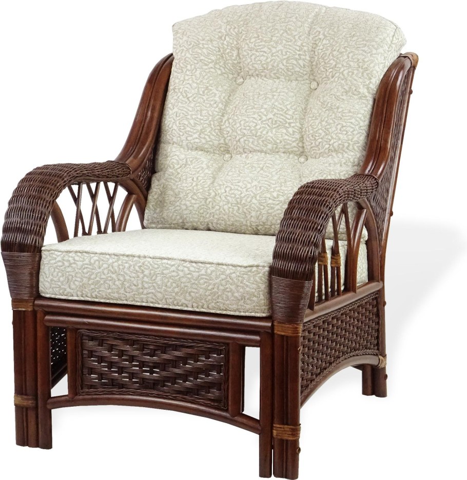 Кресло пискандрев деревянные подлокотники