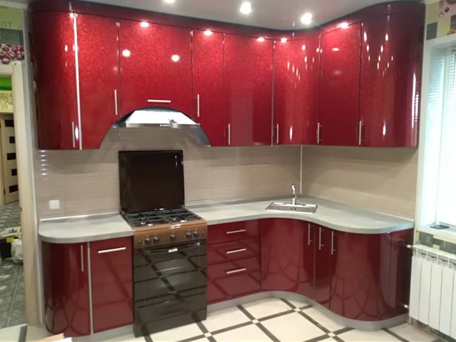 Кухонный гарнитур угловой бордовый