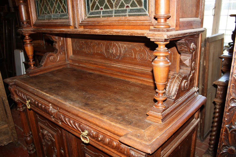 Дубовый буфет Ампир