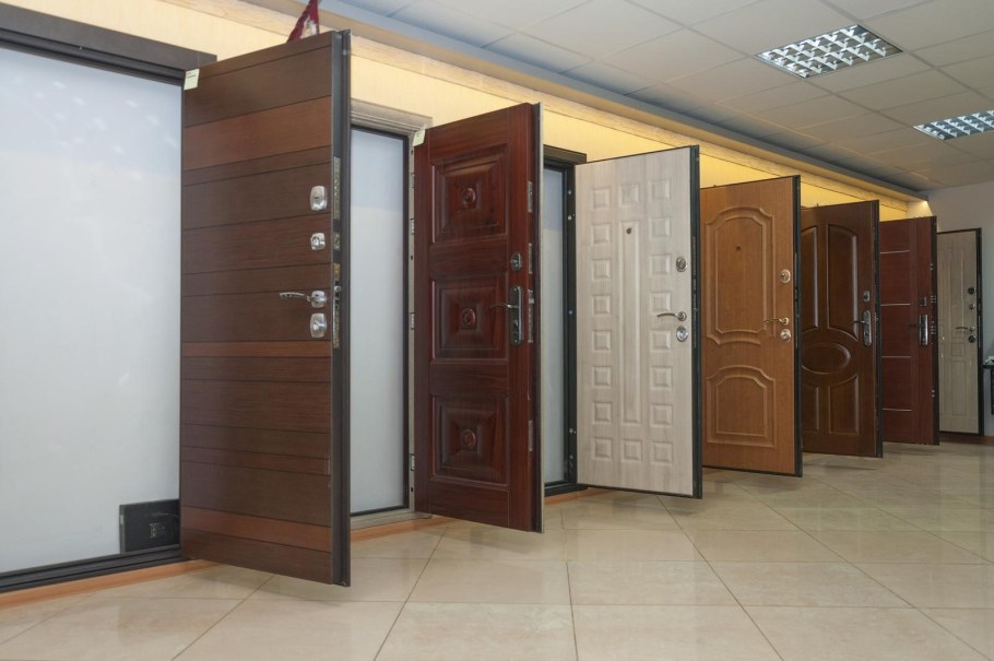 Выставка стальных дверей