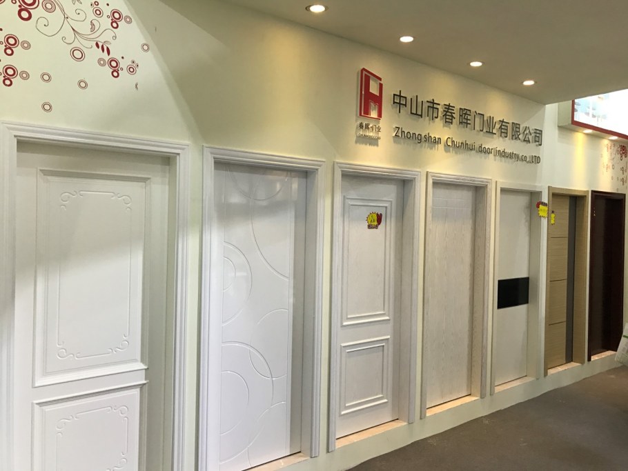 Выставка межкомнатных дверей