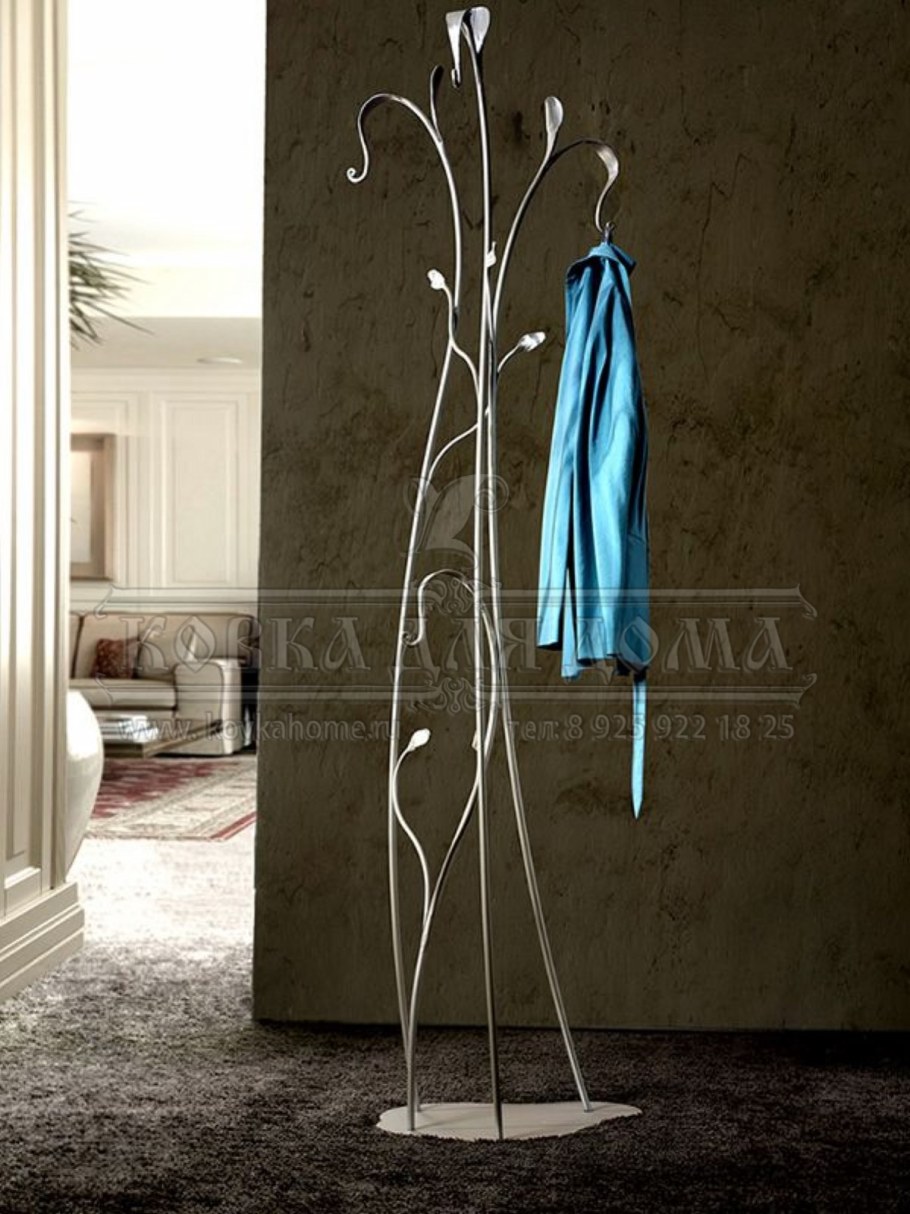 Стильная напольная вешалка