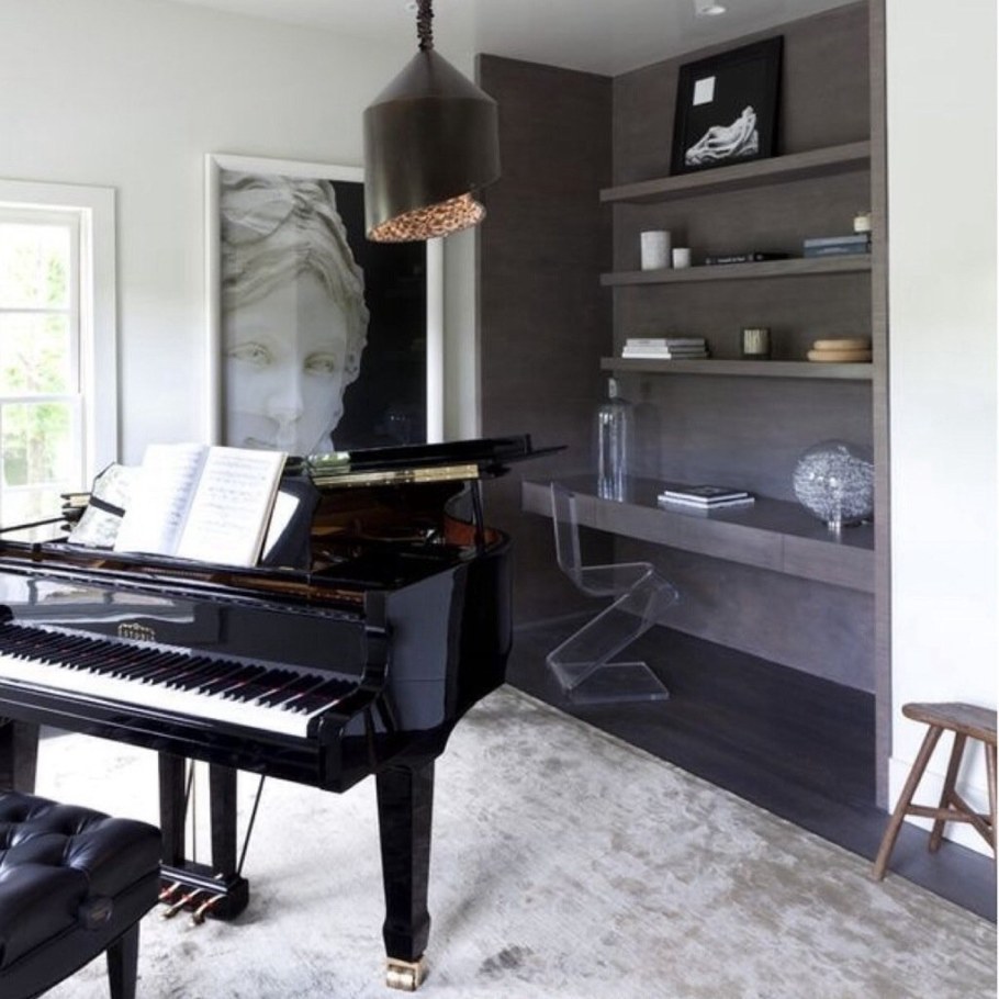 Пианино в интерьере