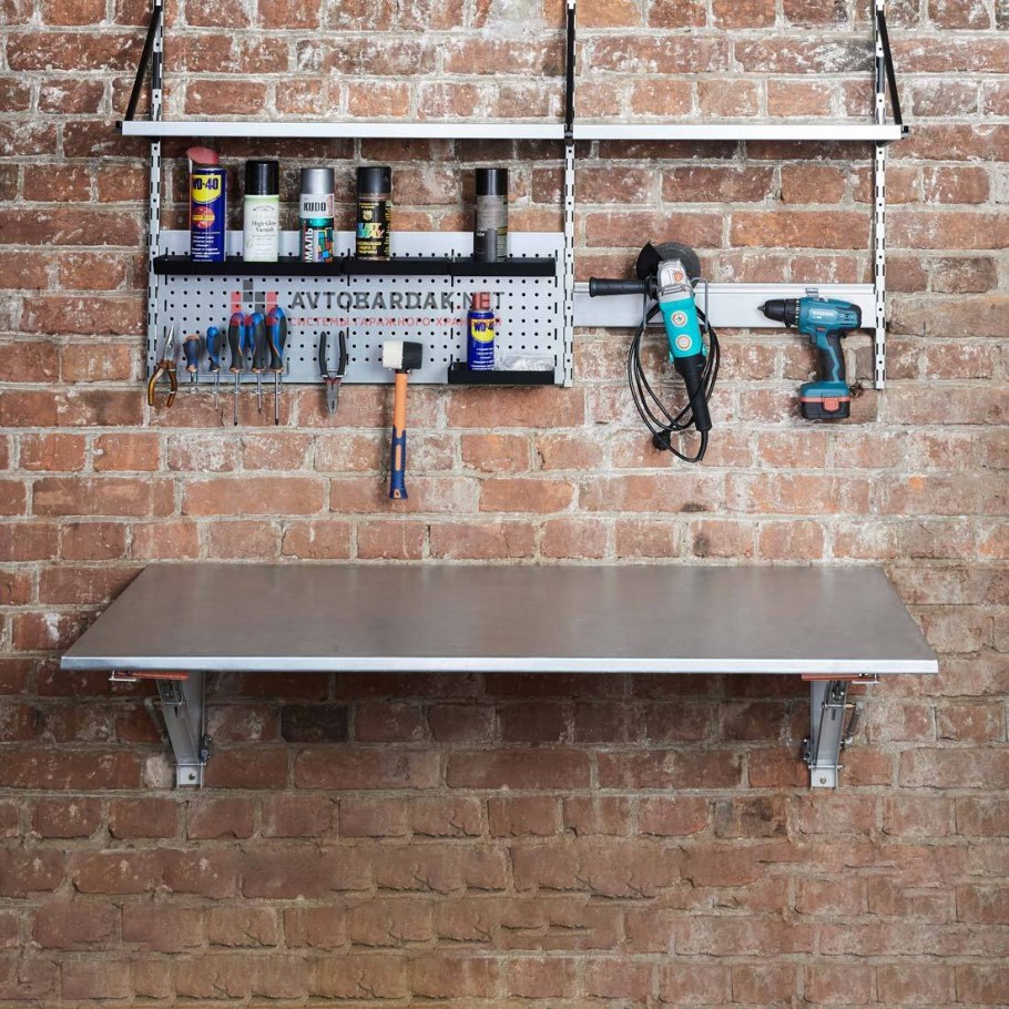Откидной верстак в гараж