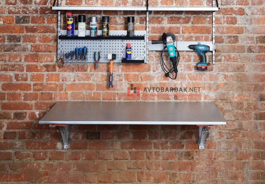 Откидной верстак в гараж