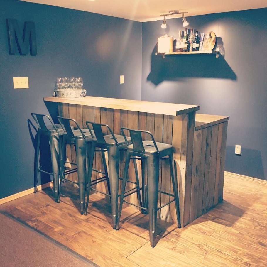 Креативная барная стойка