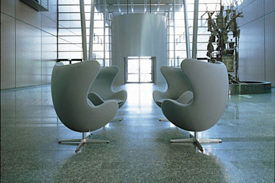 Арне Якобсен кресло