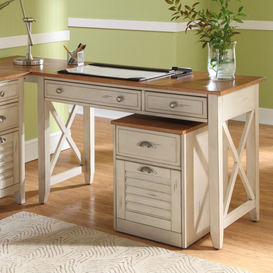 Стол письменный деревянный