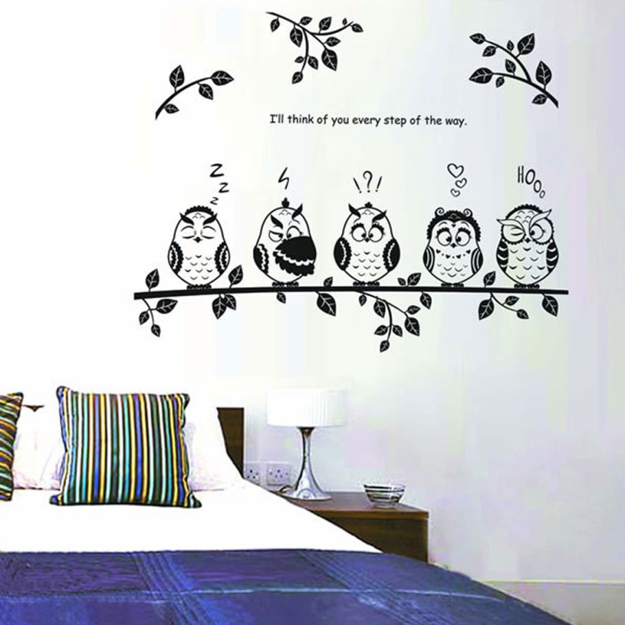 Виниловые наклейки в спальню