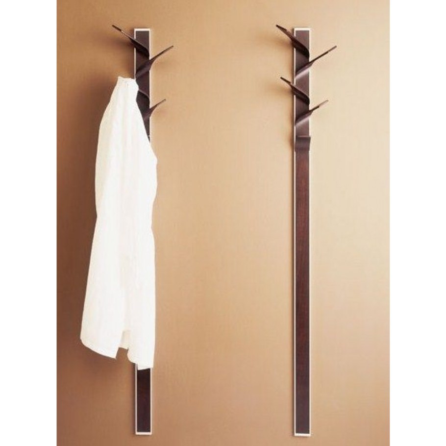 Вертикальная вешалка