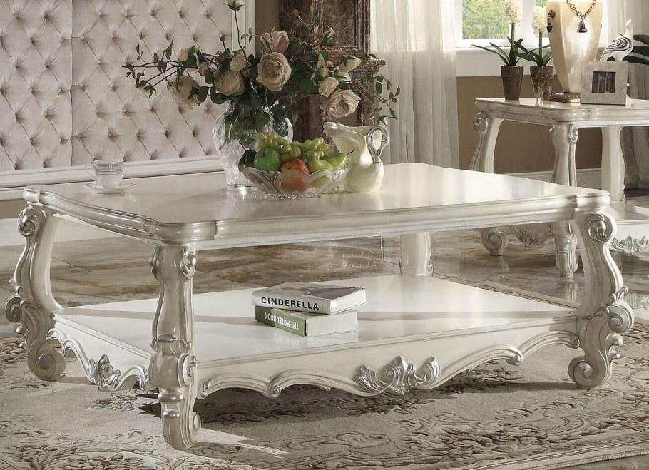 Журнальный столик в стиле Версаль