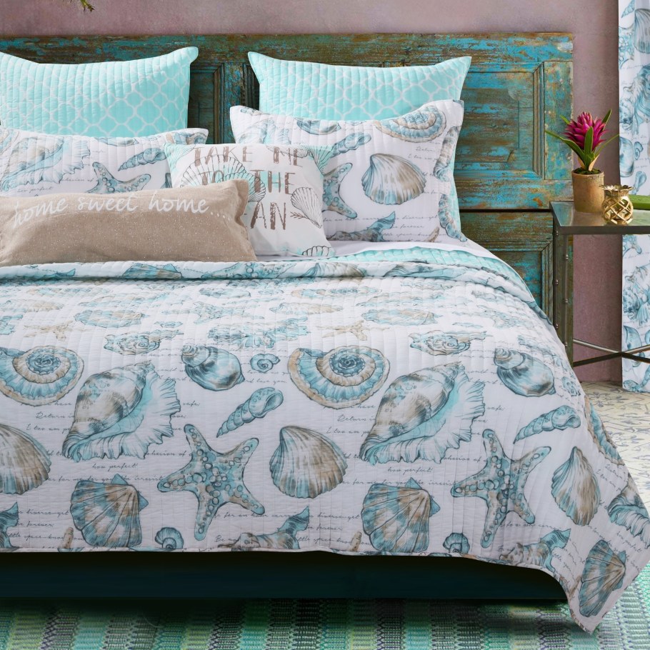Ocean view King Quilt