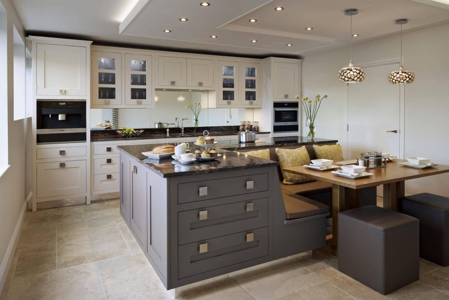 Кухня с островом