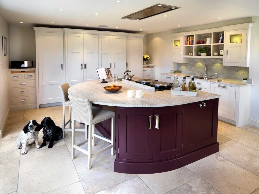 Круглый кухонный остров