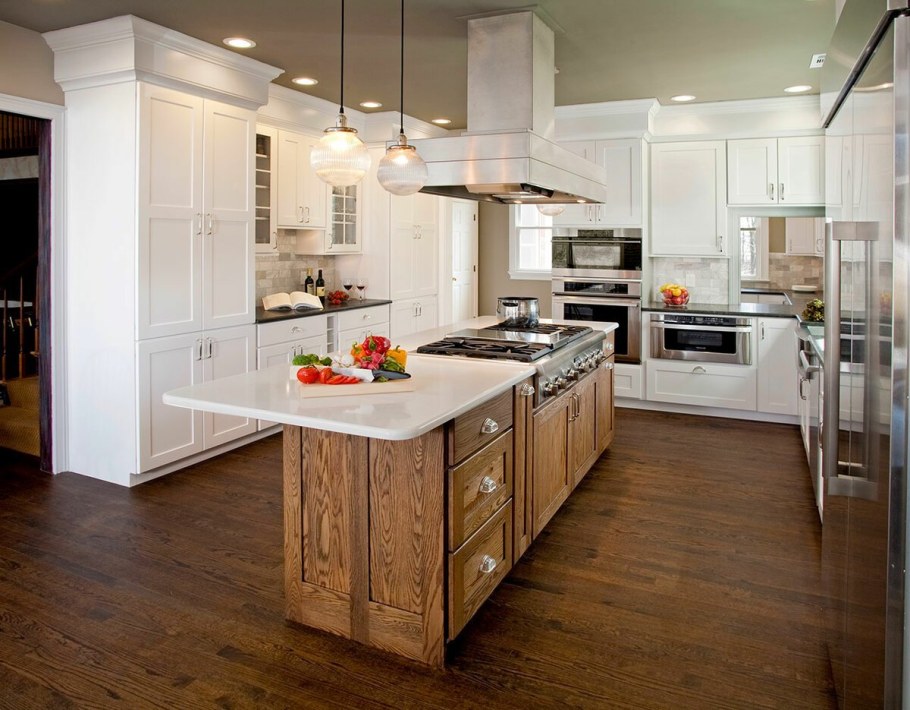 Кухня с островом