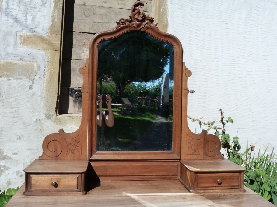 Трюмо 19 век