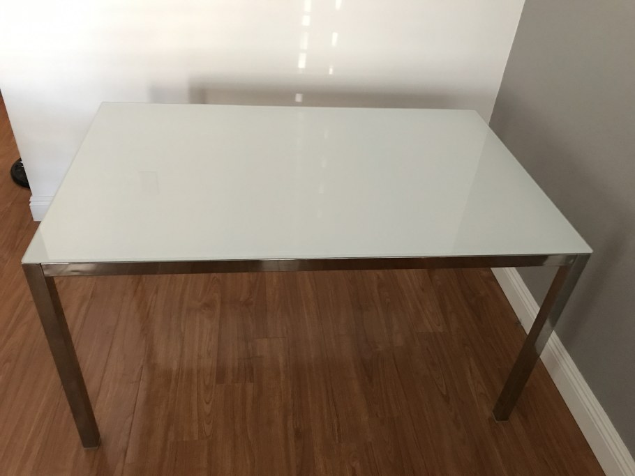 Ikea обеденный стол ТОРСБИ стеклянный