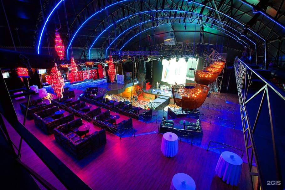 Известия Hall концертный зал