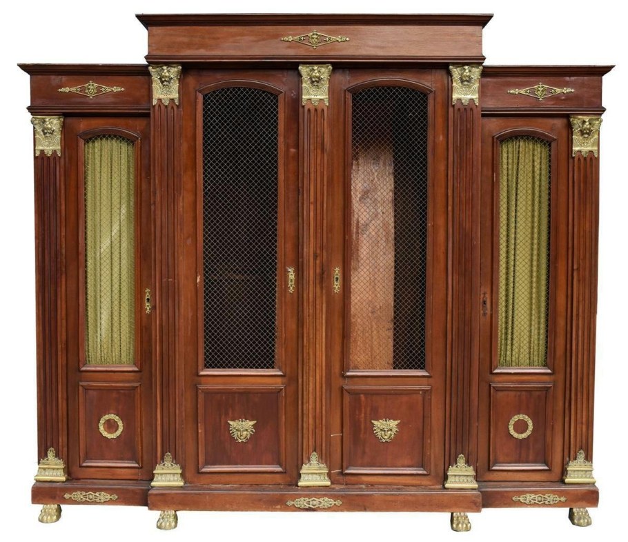 Буфет Ампир 19 век карельская береза