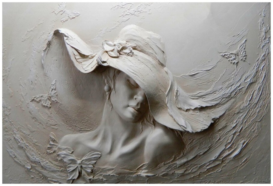 Александр Плющев барельеф Жемчужина