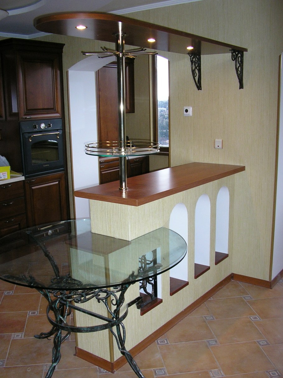 Навес над барной стойкой