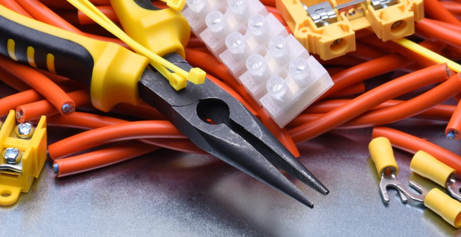 Провода инструменты электрика